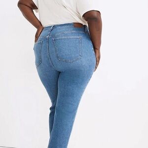 NWT Madewell The Perfect Vintage Jeans High Rise Jean in Distressed Blue